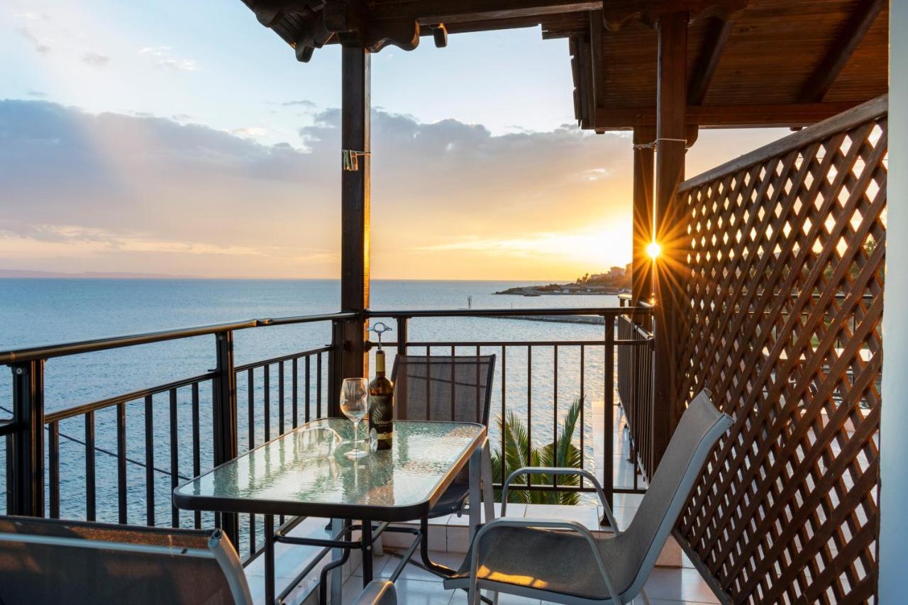 Magda Rooms "Sea View" نيوس مارماراس المظهر الخارجي الصورة